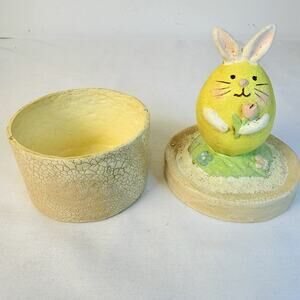 Vtg Primitive Egg Easter Bunny Figurine On Crackle Glitter Spring Keepsake Box